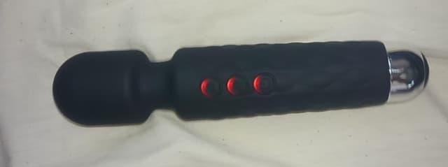 【新世界発見】実家で初めてちんこに電マ当ててみた！